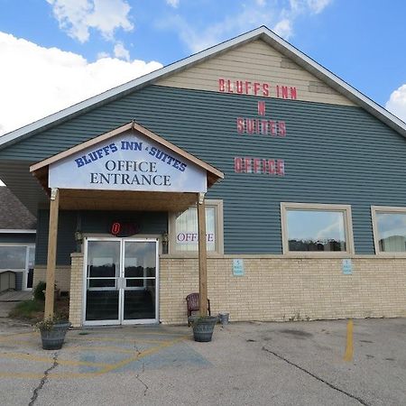 The Bluffs Inn & Suites דקורה מראה חיצוני תמונה