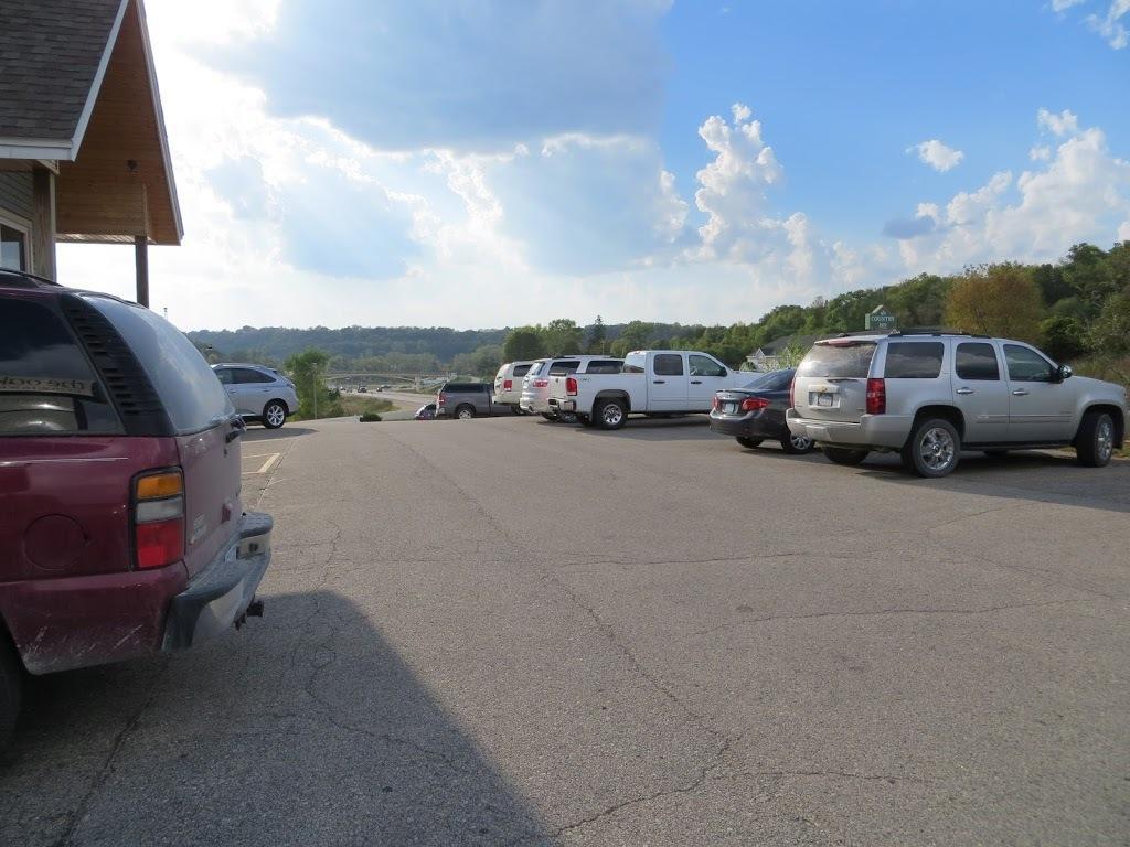 The Bluffs Inn & Suites דקורה מראה חיצוני תמונה